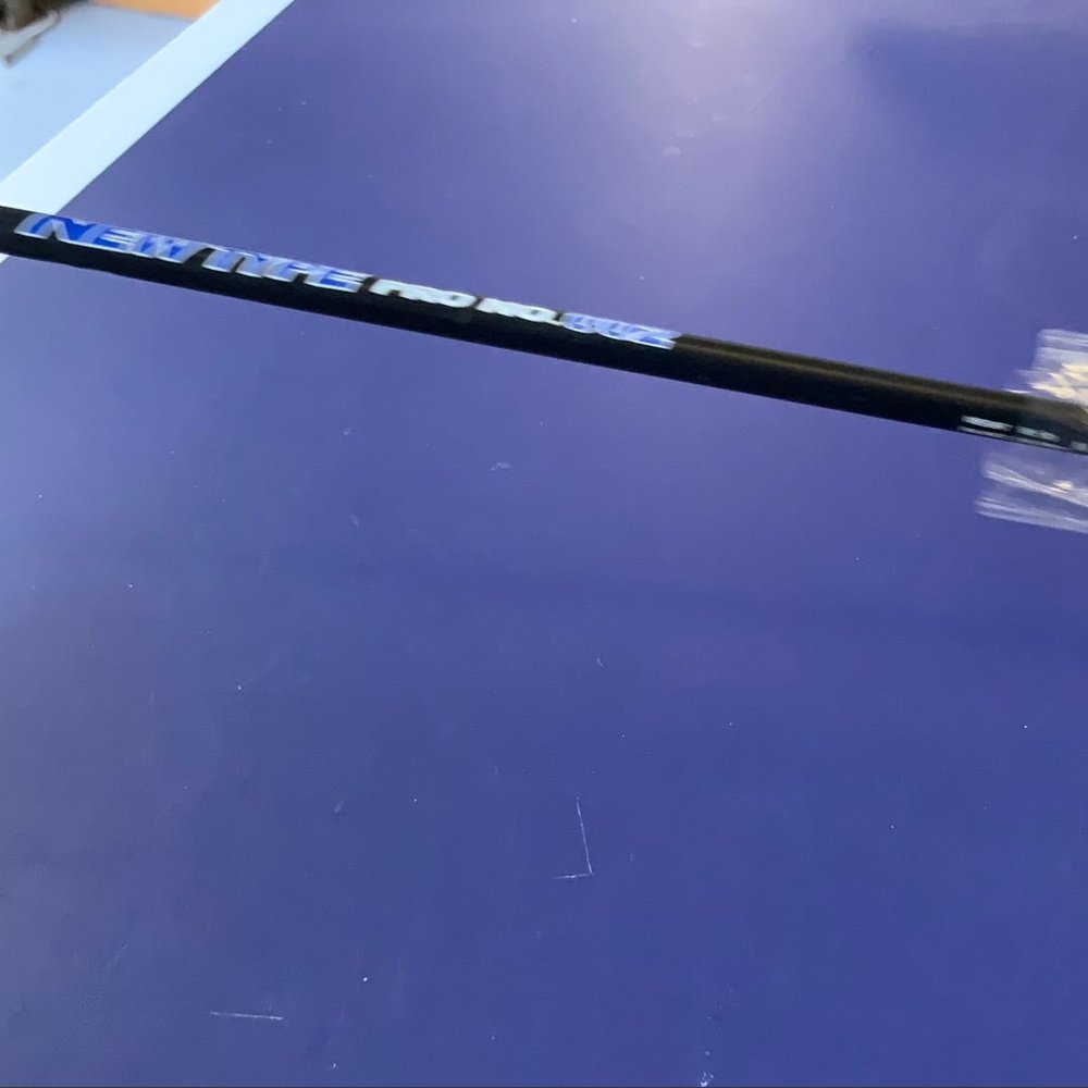 Bonny New Type Pro no 002 Badminton Racket 2U G5 290mm