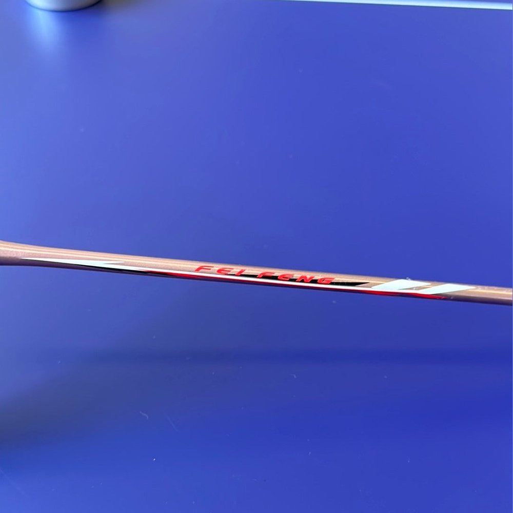 Bonny feifeng BadmintonRacket 68g max 26lbs