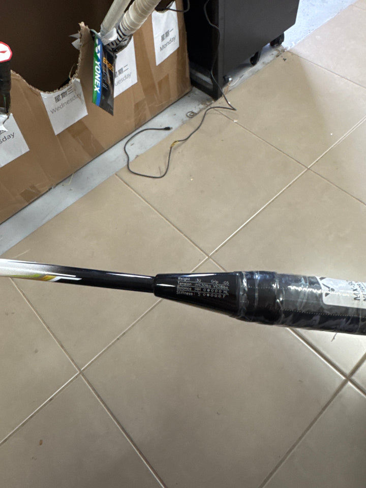 VICTOR Meteor X 90 Badminton Racket MX90 4UG5