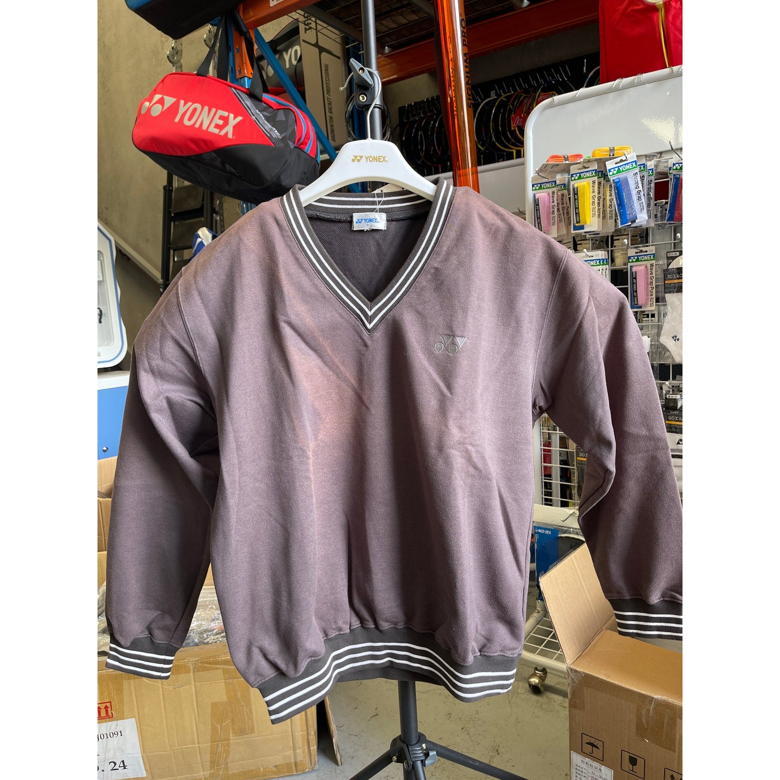 Yonex Men's Long Sleeve Sweatshirt Sweater V-Neck Warm Clothes TW3430 product image - YONEX Badminton Apparel