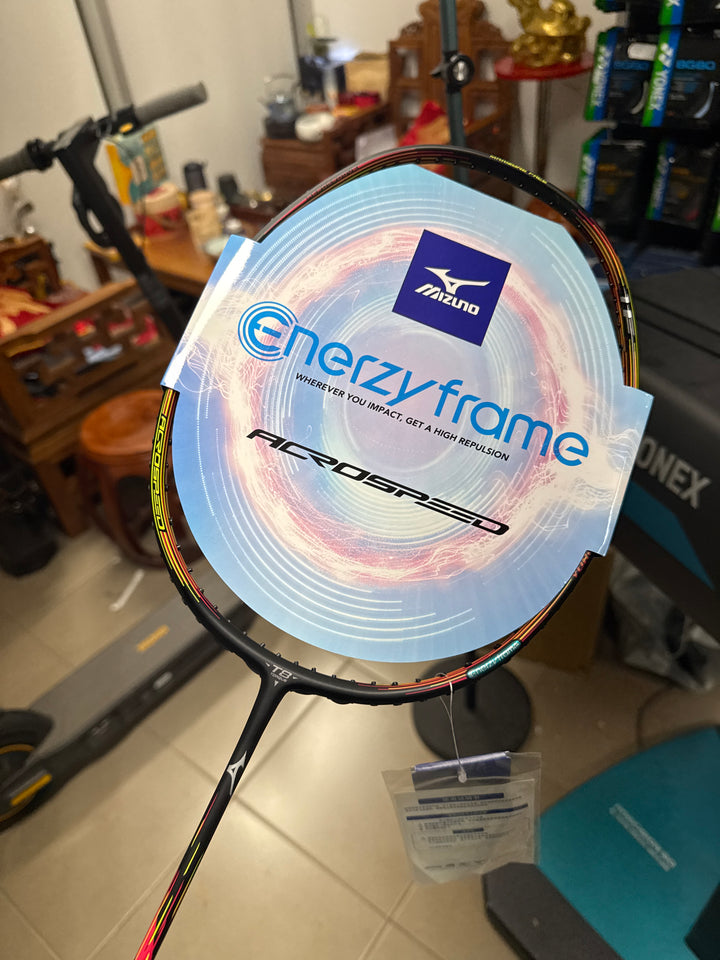 MIZUNO ACROSPEED 1 FOCUS BADMINTON RACKET 4U6 (73JTB40109)