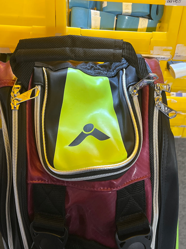 VICTOR Badminton Bag 12PCS BR9207-D （78×26×32CM)（Clearance）