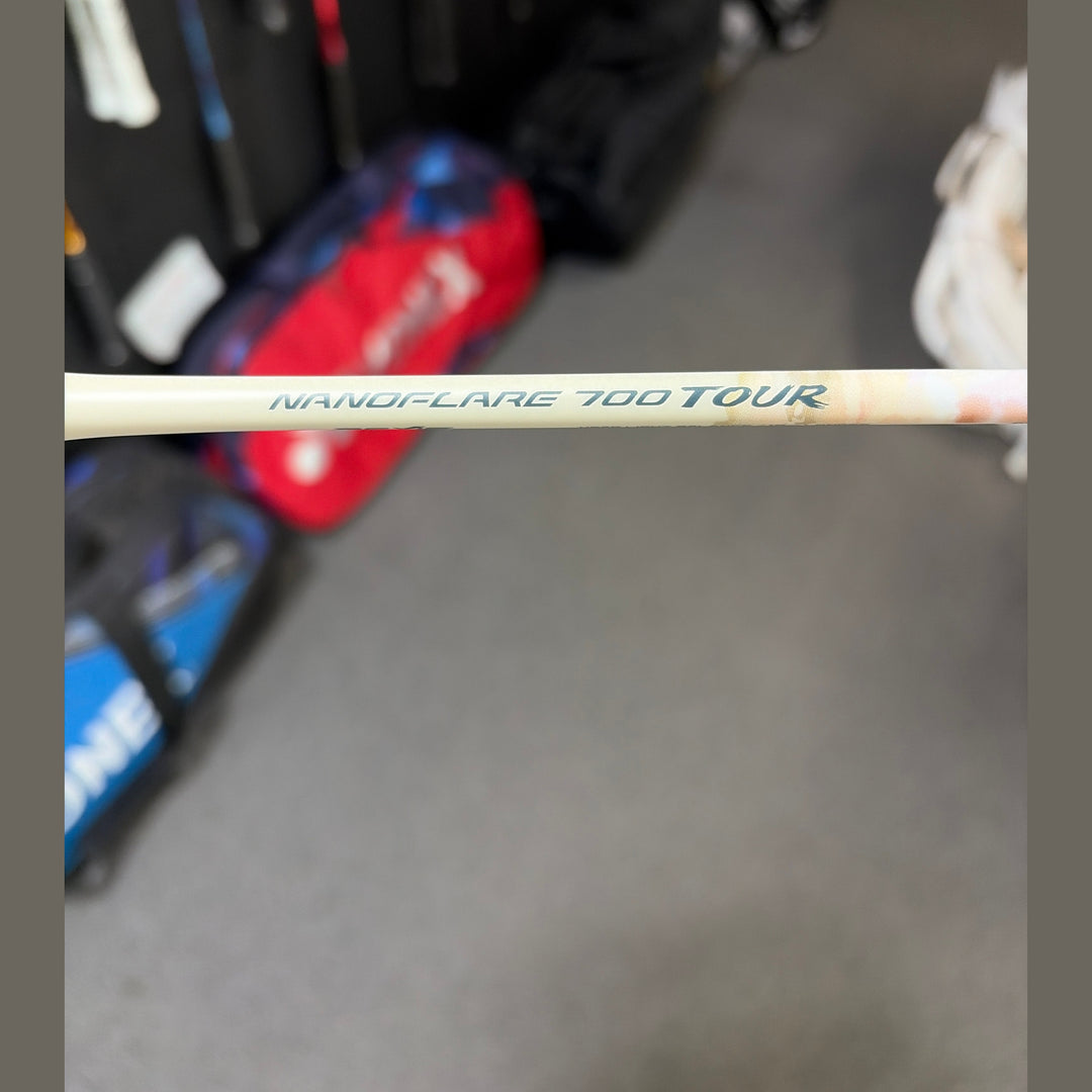 YONEX Badminton Racket Nanoflare 700 Tour 4UG6 Unstrung