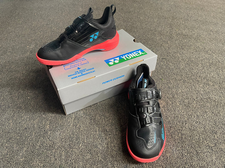 YONEX Power Cushion 88 Dial Badminton Shoe SHB88D2EX Black/Red